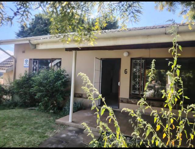 2 BEDROOM SIMPLEX FOR SALE IN WATERFALL